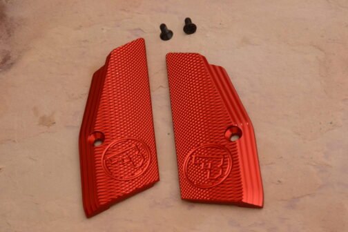 Aluminium grips for pistols